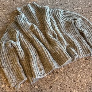 ZARA Women’s Grey Knit Cropped Oversized Sweater — Size Medium